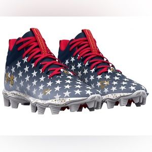 (3.5Y) Under Armour Spotlight Franchise USA Jr Boys. Football Cleats